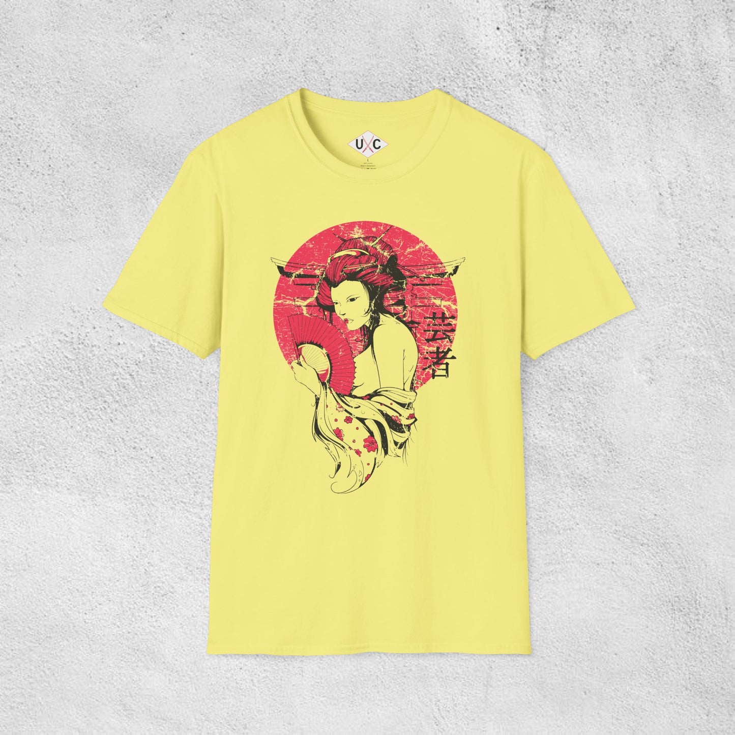 Elegant Geisha Essence Graphic T-Shirt